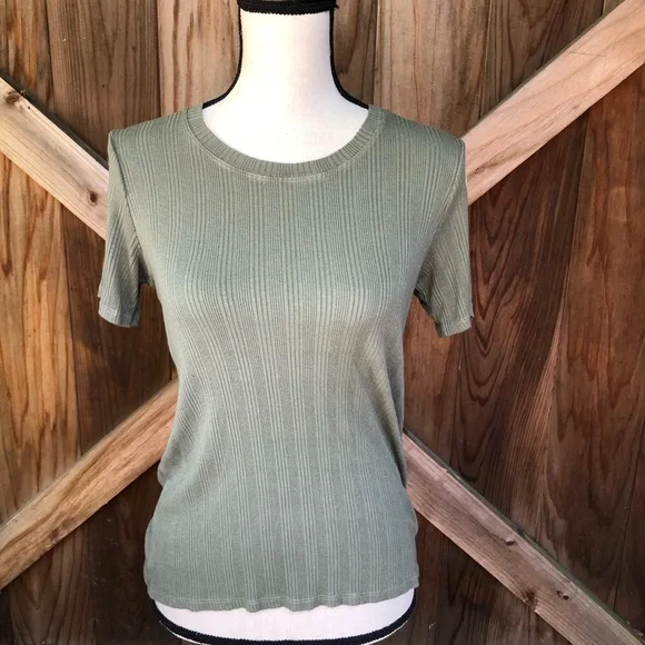 Olive Green Cloth & Stone Tee - Picture 2 of 5